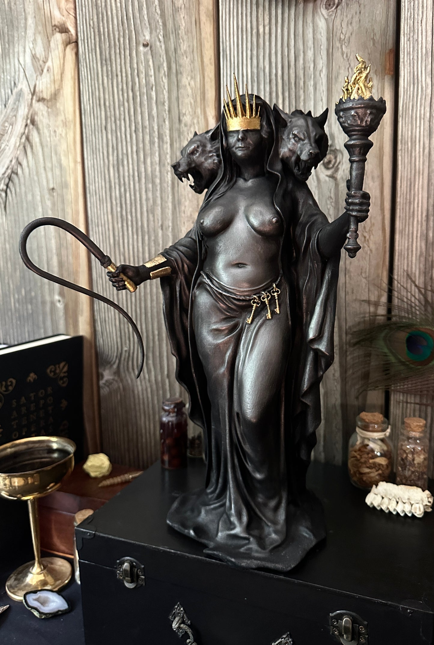 Hekate Mastigophoros, She Who Carries the Whip - (40 cm / ≈ 15.7 inches)