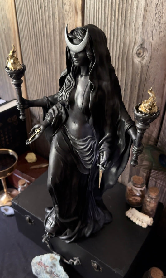 Hekate Phosphorus, The Moon Light Bearing Moon Goddess.  (50 cm / 19.7 inches)