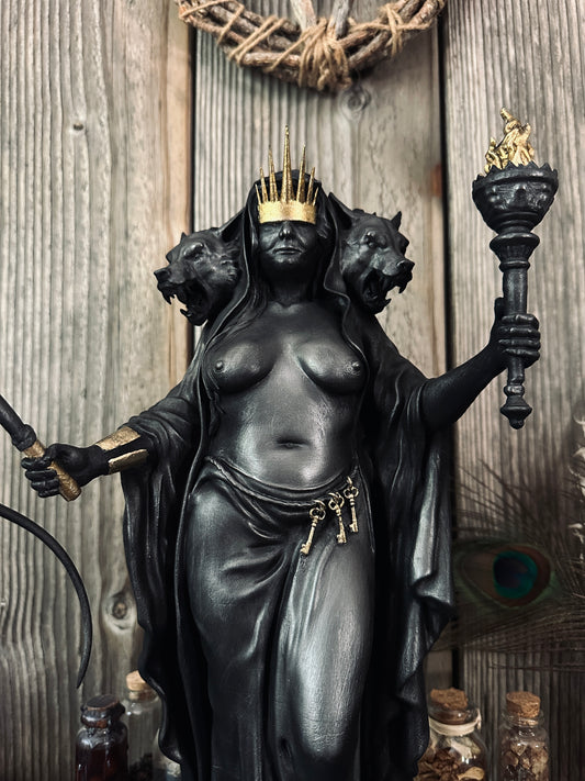 Hekate Mastigophoros, She Who Carries the Whip. (40 cm / 15.7 inches)