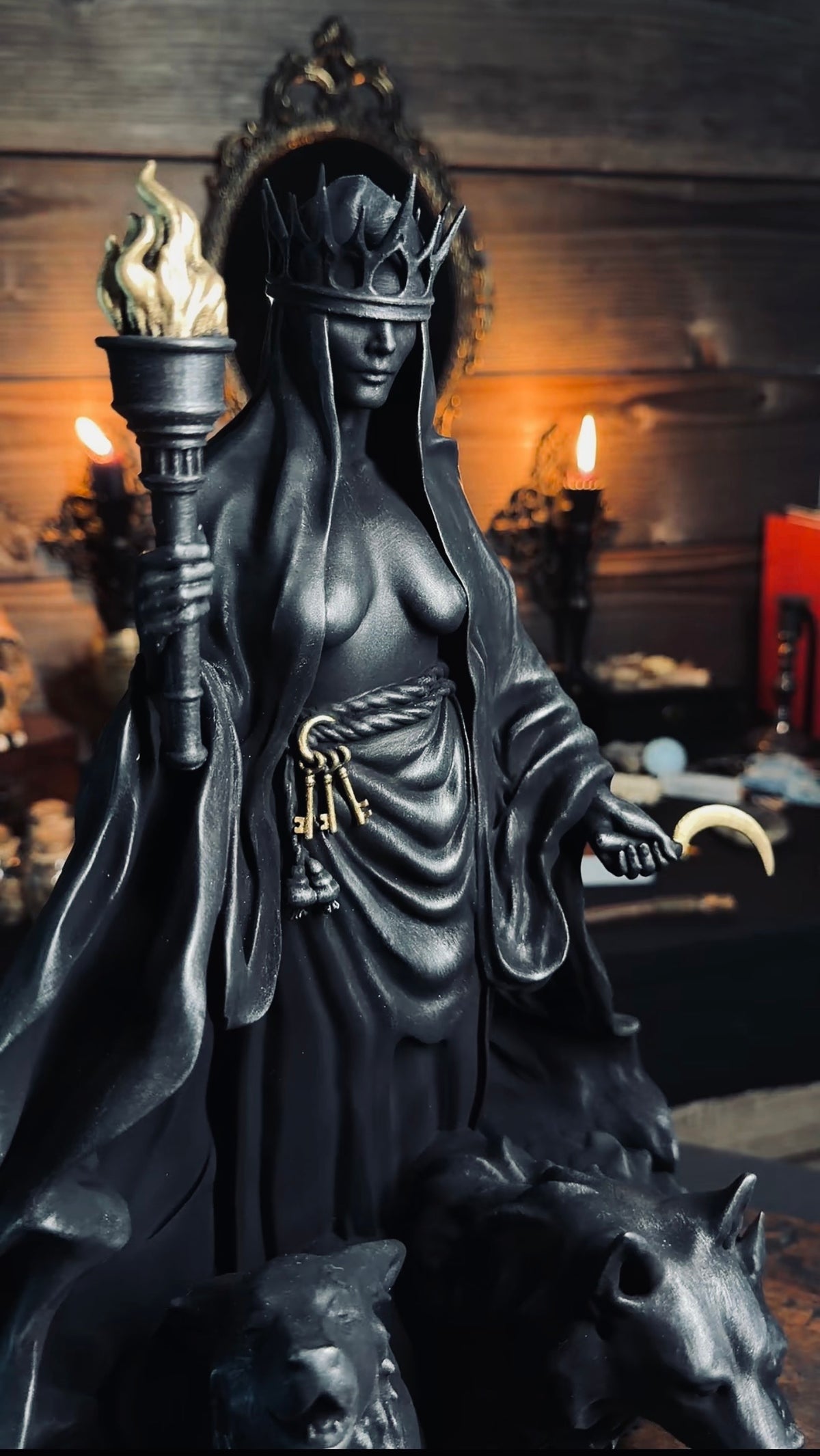 Hekate Enodia, She of The Crossroads