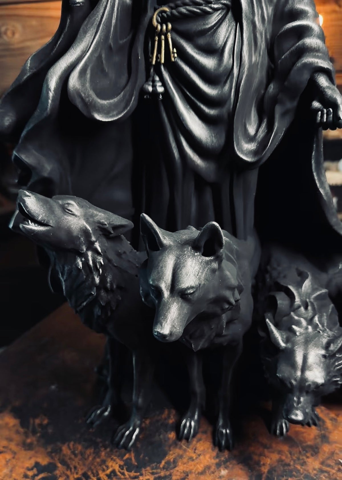 Hekate Enodia, She of The Crossroads
