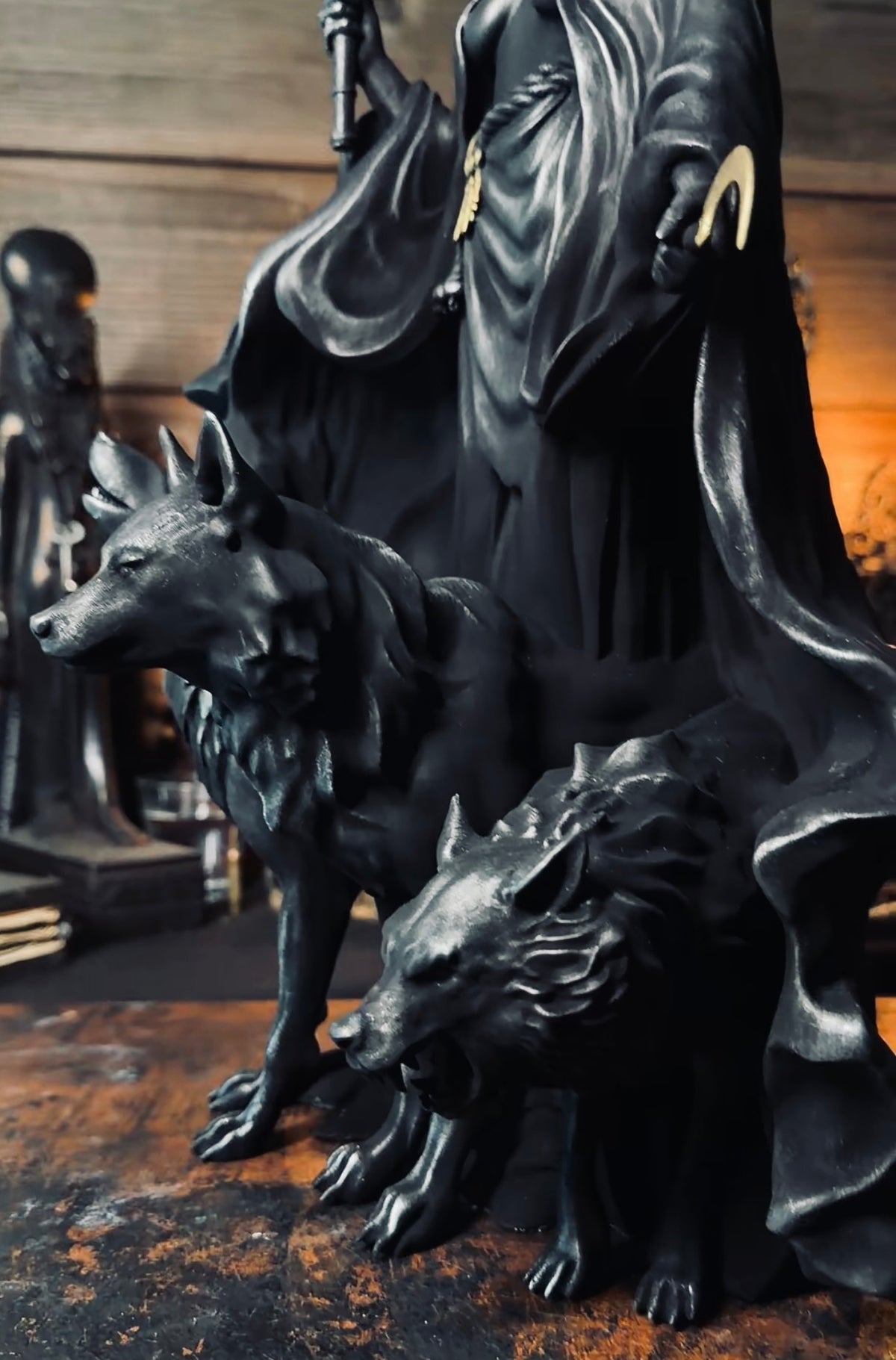 Hekate Enodia, She of The Crossroads